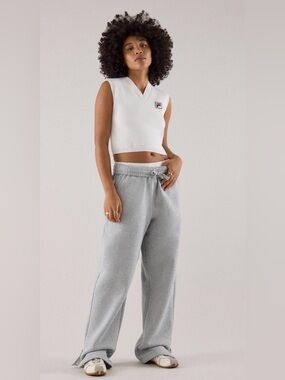 NWT FILA x HAILEY Women’s Baggy Sweatpants Gray Size Medium